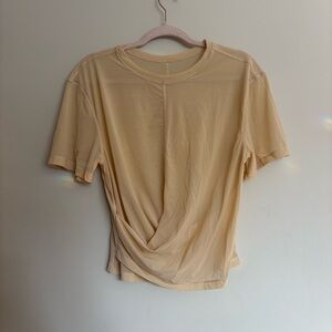 Lululemon Athletica Cream Short Sleeve mesh Tee